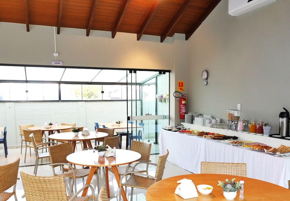Clh Suites Bonito Centro Bagian luar foto