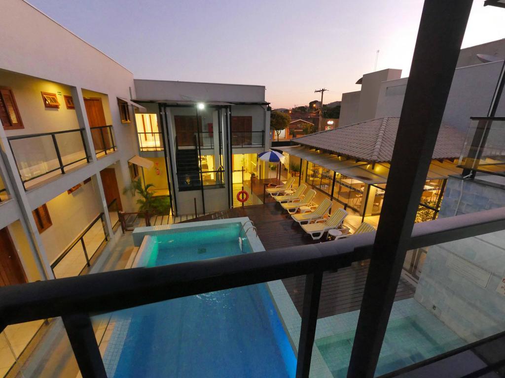 Clh Suites Bonito Centro Bagian luar foto