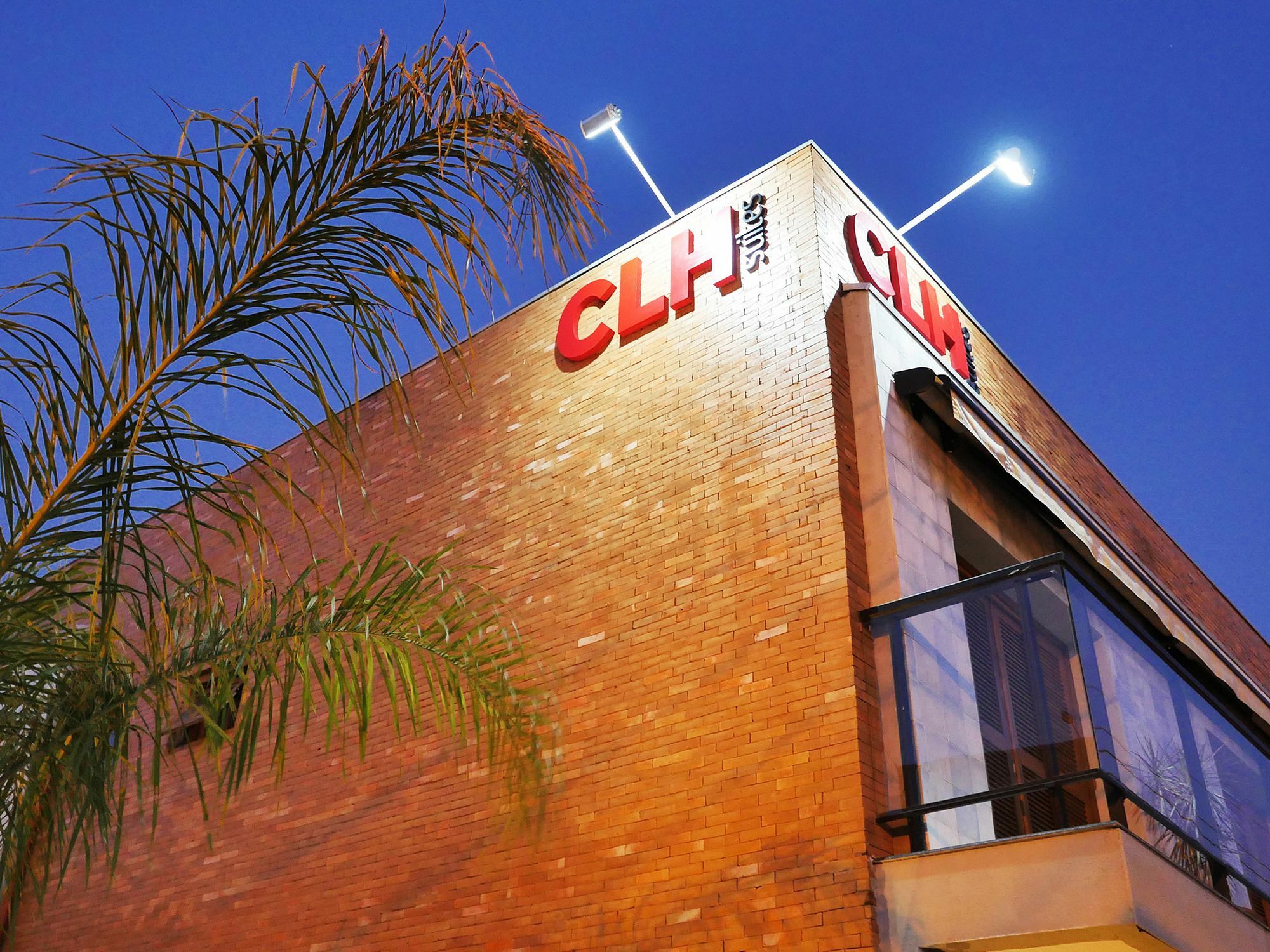 Clh Suites Bonito Centro Bagian luar foto